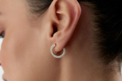 Taşlı C Tasarım Küpe