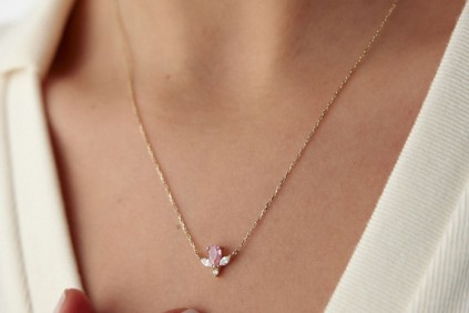 Pembe Baget Taşlı Kolye