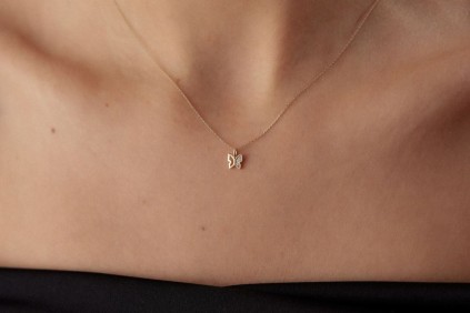 Kelebek Taşlı Kolye