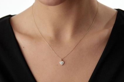 Tektaş Kalp Tasarımlı Kolye