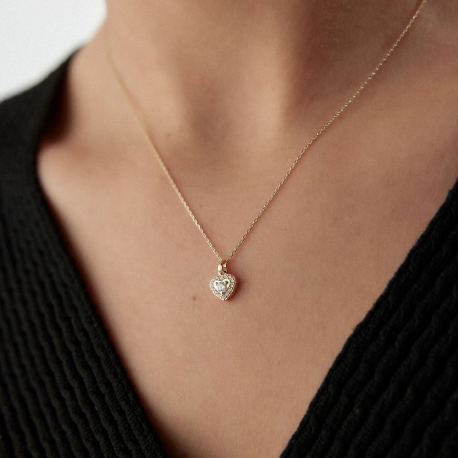 Tektaş Kalp Tasarımlı Kolye