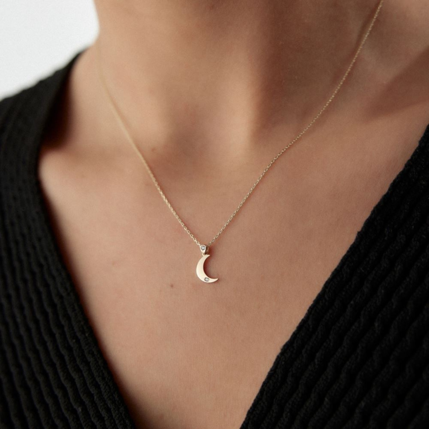 Ay Hilal Tasarım Kolye