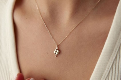 4 Yaprak Yonca Kolye