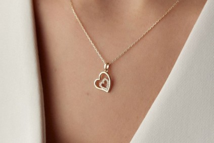 Kalp Taşlı Kolye