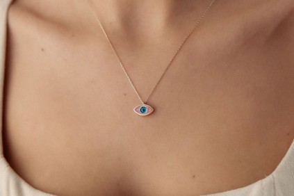 Pembe Gözlü Mineli Kolye