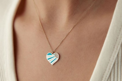 Kalp Mineli Taşlı Kolye