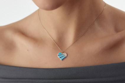 Kalp Mineli Taşlı Kolye