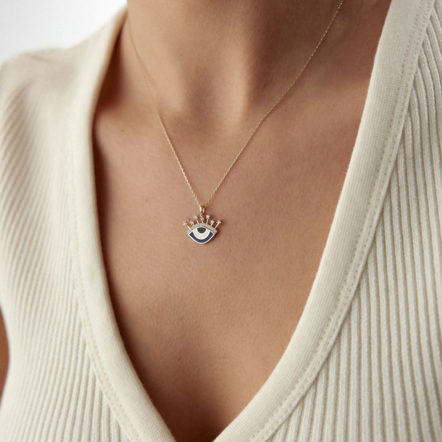 Mavi Mineli Göz Kolye