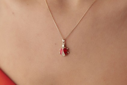 Ateş Böceği Kolye